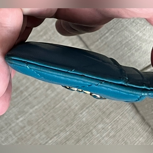 CHANEL Quilted Chanel 19 Card Holder
Wallet - Picture 9 of 14